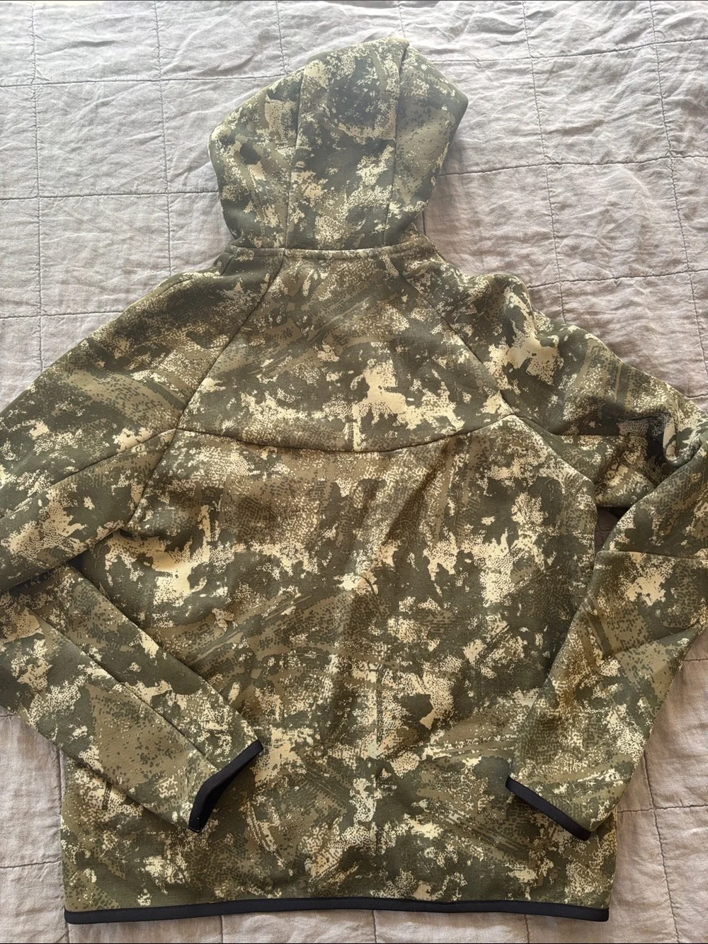 Nike Men’s Camo Full Zip-Up Hoodie